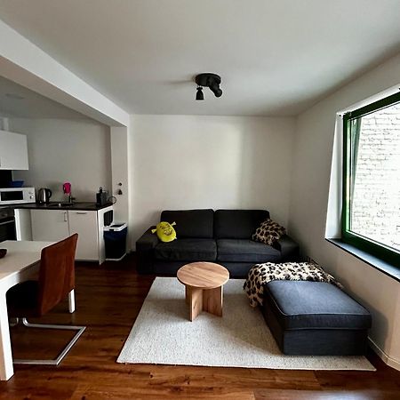 Modernes Appartement In Der Innenstadt كولونيا المظهر الخارجي الصورة