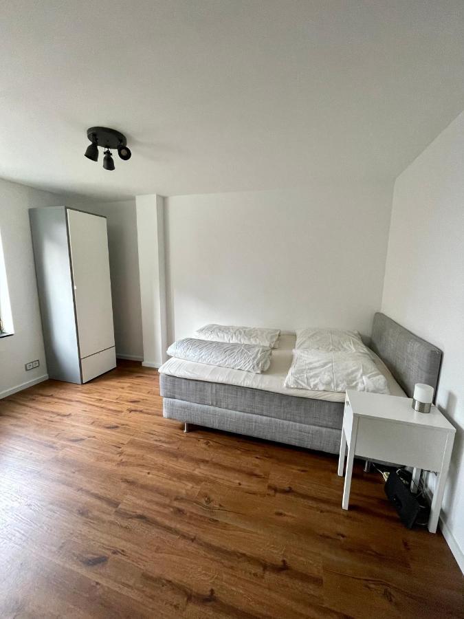 Modernes Appartement In Der Innenstadt كولونيا المظهر الخارجي الصورة